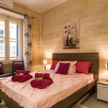 Gb - Triplex * Valletta