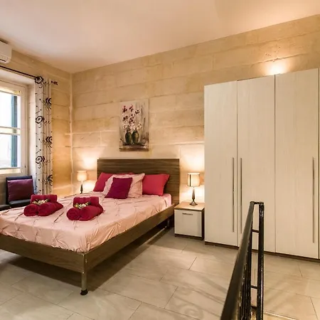 Gb - Triplex Lejlighed Valletta